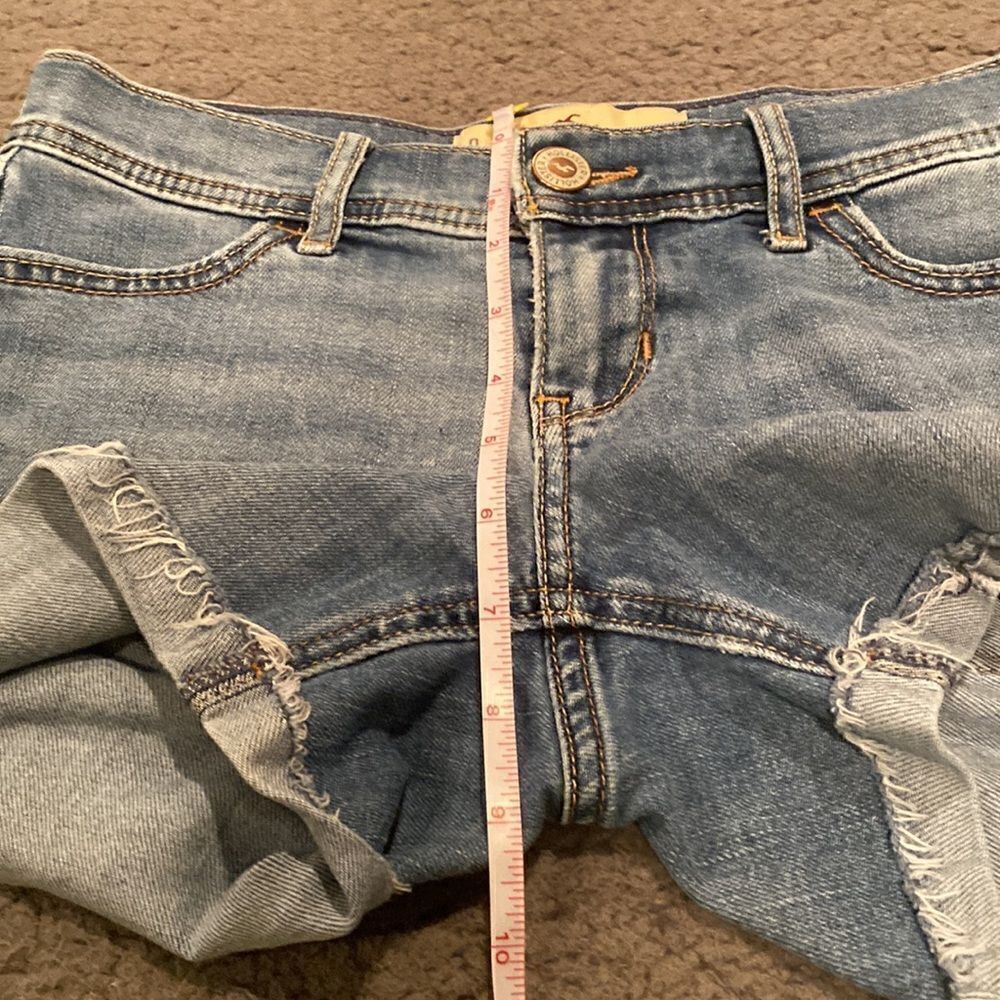 Hollister MIDI Short 4” inseam Jean Short Size 0 Size 24 - Picture 4 of 9